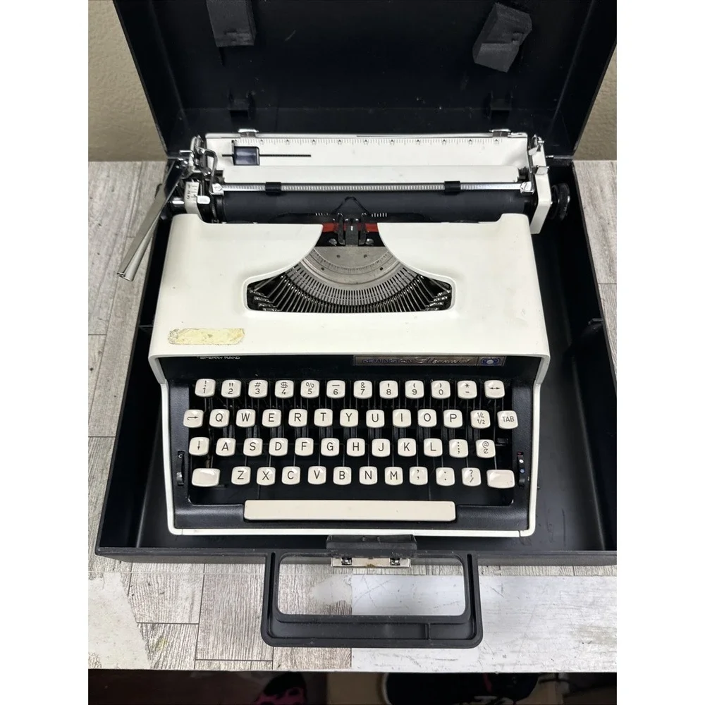 Remington Monarch 1 Typewriter Sperry Rand Portable Wht W Case Mid Century Rare